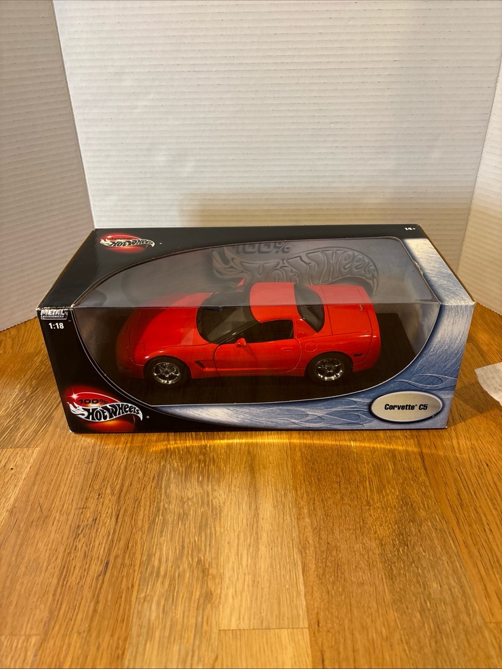 Hot Wheels C5 Chevrolet Corvette Custom Candy Red Paint  1:18  scale  New